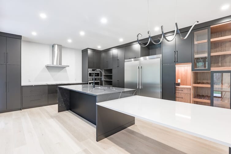 Custom Home 9 — photo 4 of 12